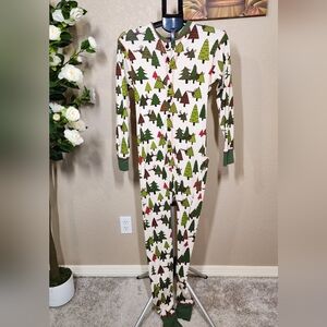 LazyOne Women’s Christmas One-Piece Pajamas Size Small No Peeking Reindee